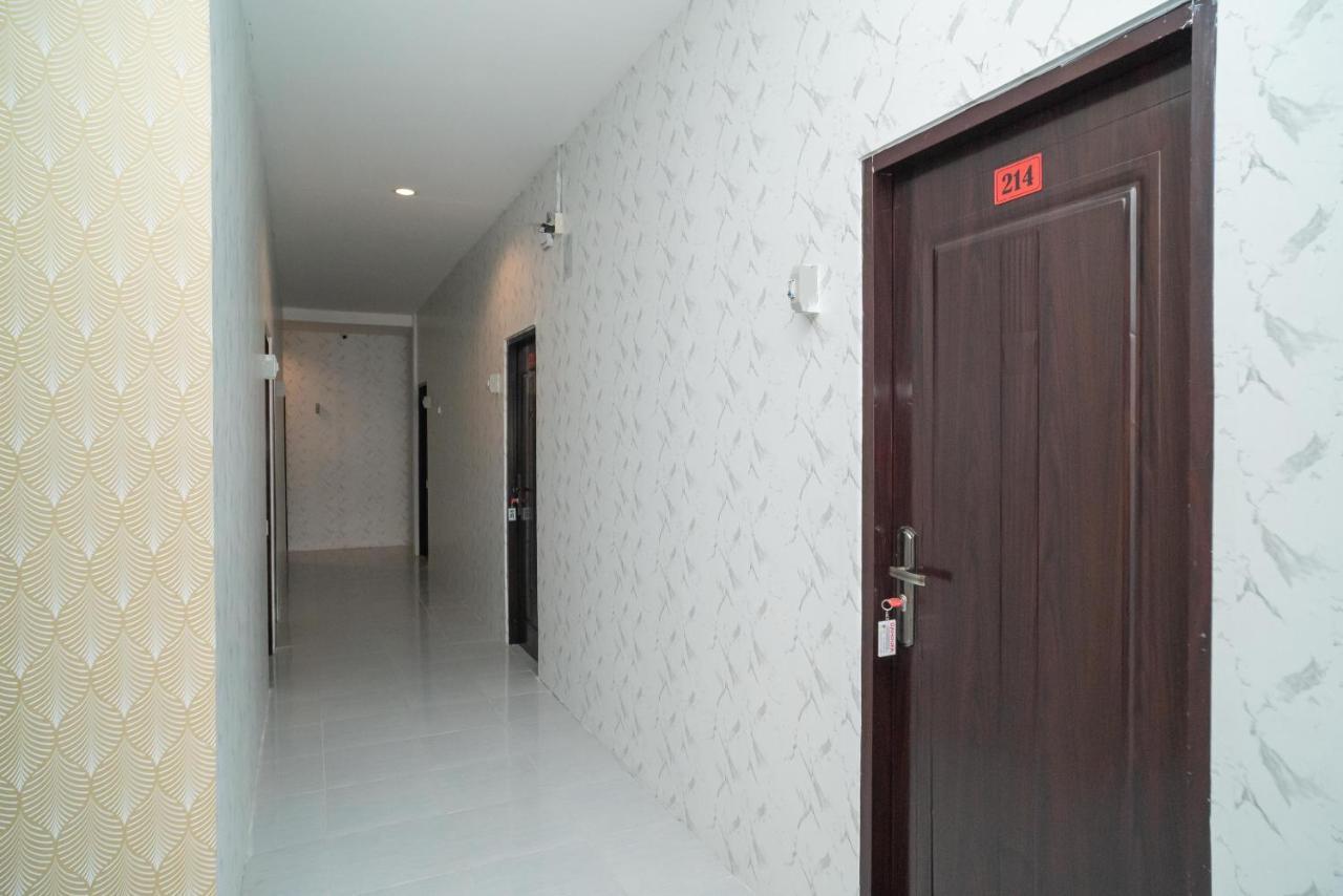 Reddoorz Near Sarinah Jakarta Buitenkant foto